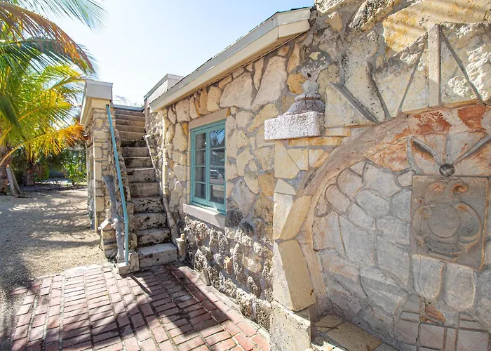 The Hideaway Villa Anna Maria